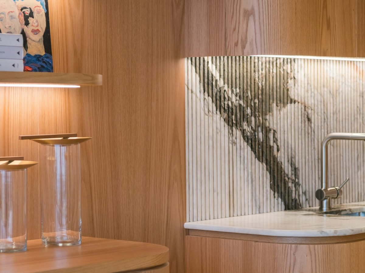Timber & glass living — LuxLiving Concept